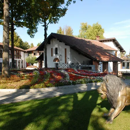Novarello Hotel