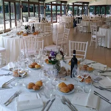 Novarello Hotel Granozzo con Monticello