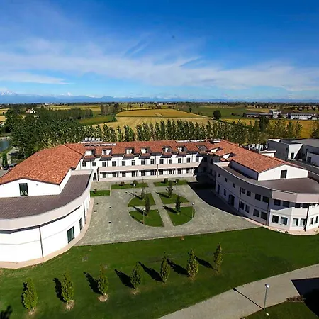 Novarello Hotel