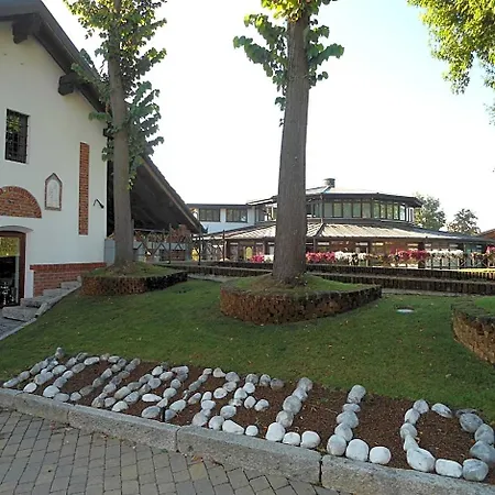 Hotel Novarello Granozzo con Monticello