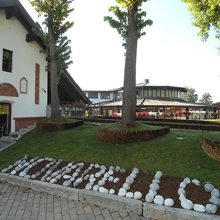 Novarello 4* Granozzo con Monticello