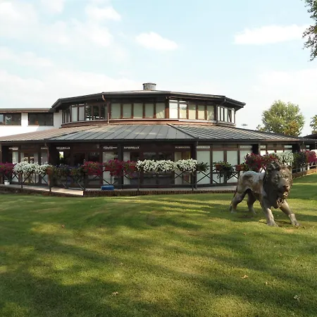 Hotel Novarello 4*